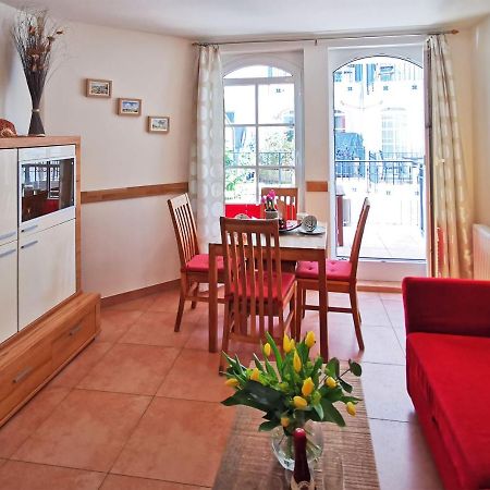 Haus Meeresblick - Ferienwohnung Strandnah A 1.07 Баабе Екстериор снимка