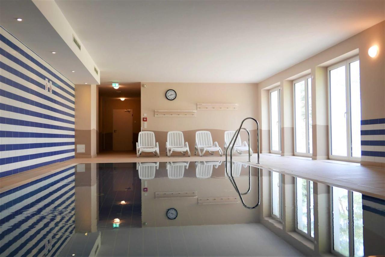 Haus Meeresblick - Ferienwohnung Strandnah A 1.07 Баабе Екстериор снимка