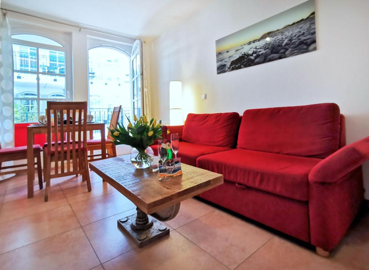 Haus Meeresblick - Ferienwohnung Strandnah A 1.07 Баабе Екстериор снимка